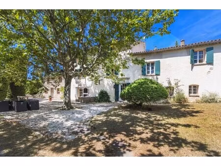 ferme à vendre à la roquebrussanne