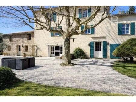 mas à vendre à la roquebrussanne