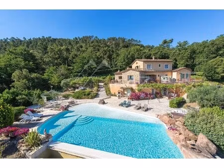 villa de luxe à vendre à les adrets-de-l'estérel