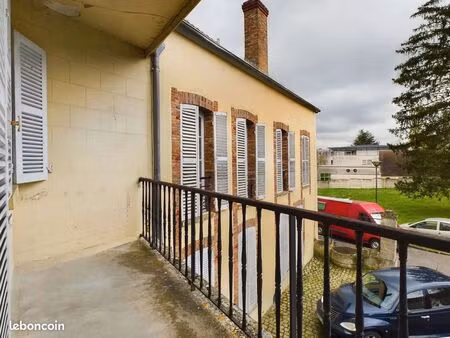 appartement 3 pièces 92 m²
