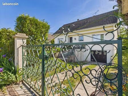 maison 6 pièces 117 m²