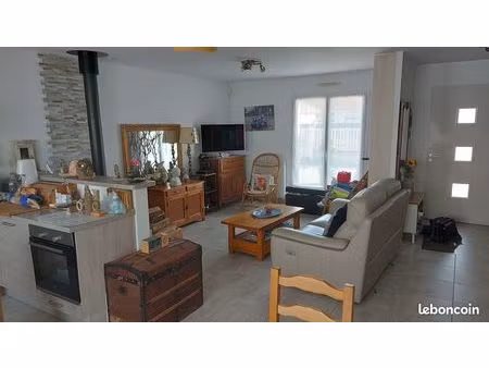 rare maison récente de plain-pied à st andré les vergers