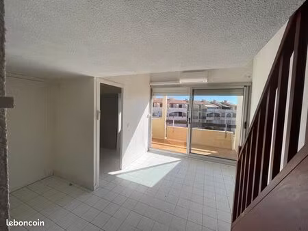 appartement t2 avec pièce en mezzanine et terrasse plein sud