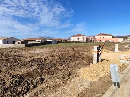 terrain 637 m² bizanet