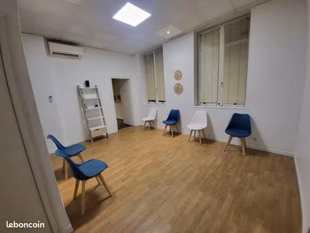 bureau de 76m2