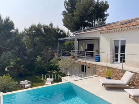 maison de luxe à vendre dans le quartier nord