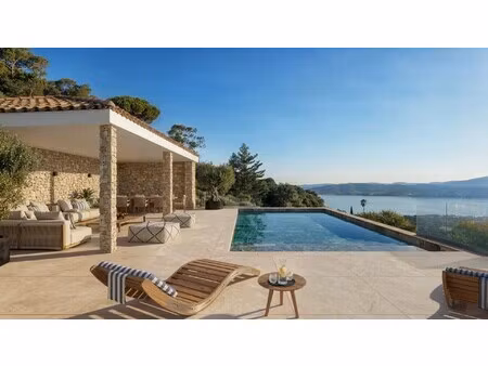 villa de luxe à vendre dans le quartier ouest