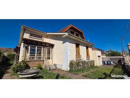 maison 7 pièces 150 m²