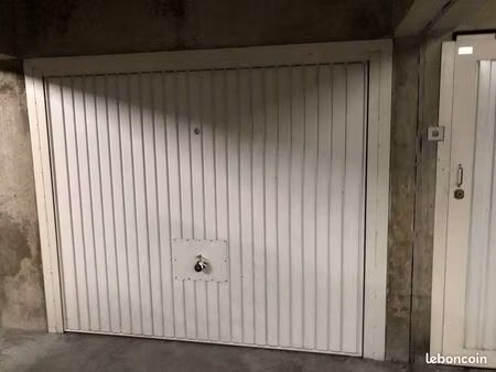 box garage