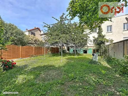 maison de ville 5 pièces 150 m²