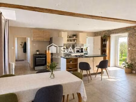 vente longère et corps de ferme à saulges (53340) : à vendre / 95m² saulges