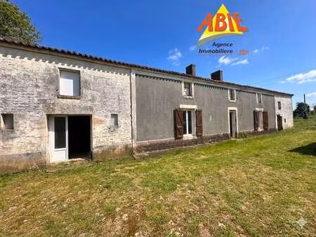 vente maison à saint-hilaire-des-loges (85240) : à vendre / 70m² saint-hilaire-des-loges