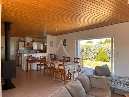 vente maison à vairé (85150) : à vendre / 87m² vairé