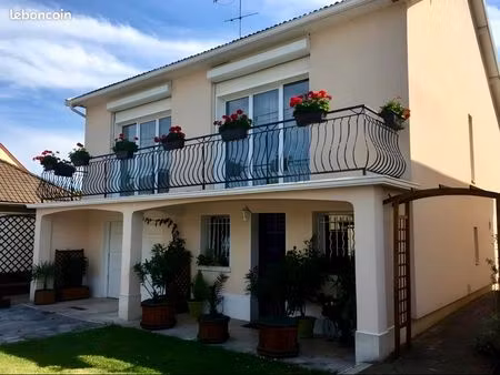 maison 150 m2
