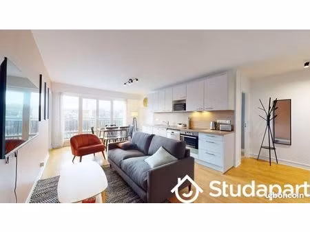 chambre 1 pièce 11 m²