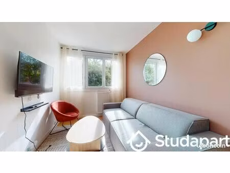 chambre 1 pièce 9 m²