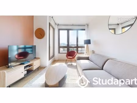 chambre 1 pièce 11 m²