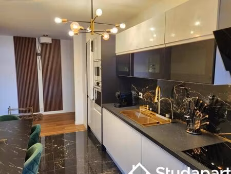 chambre 1 pièce 12 m²