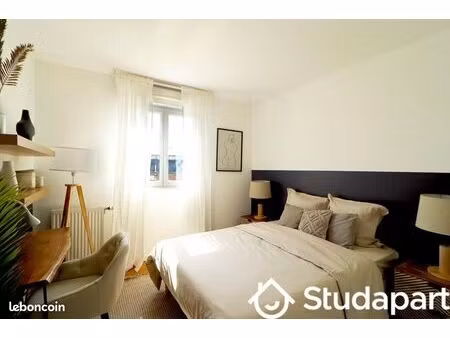 chambre 1 pièce 11 m²