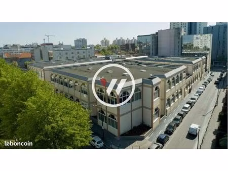 local d'activité 519 m²