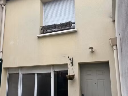 a louer maisonette 2 pieces duplex stains