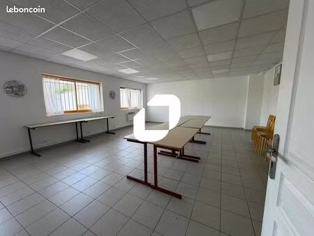 bureaux 110 m²