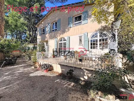 maison de luxe à vendre dans le quartier les lecques-banette-bourrasque-pradeaux