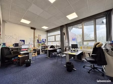 bureau 480 m²
