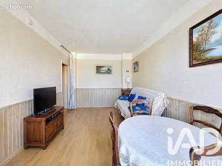 studio 1 pièce 24 m²