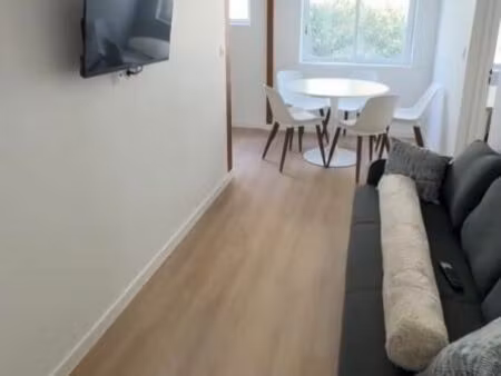 chambre 1 pièce 16 m²