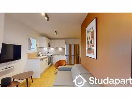 chambre 1 pièce 9 m²