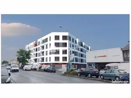 local commercial 59 m²
