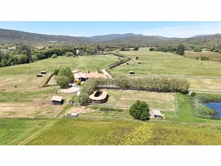 ferme à vendre à aups