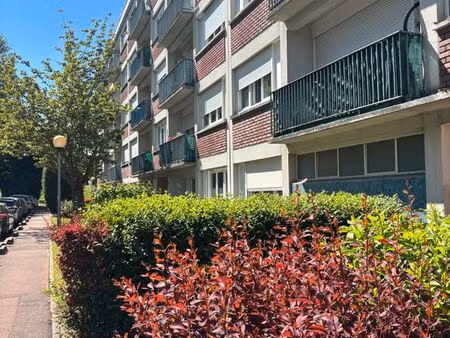 appartement 3 pièces et cave plein coeur de domont