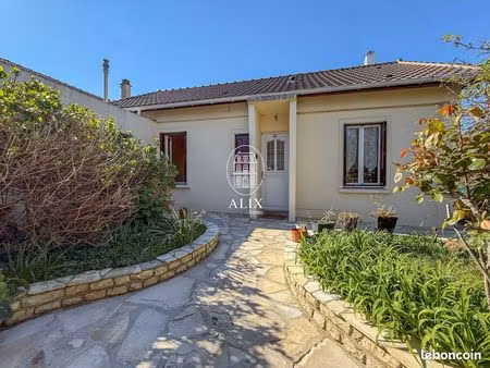 maison 4 pièces 77 m²