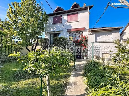 maison 7 pièces 140 m²