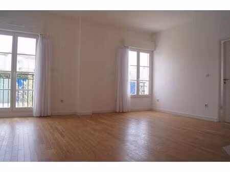 appartement 2 pièces - la garenne colombes