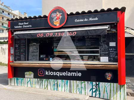 a ceder  fonds de commerce street food / restauration rapide. aix-en-provence. kiosque + t