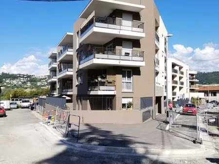 box 0 pièce