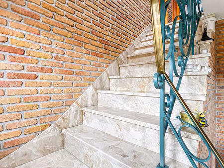 vente maison 10 pièces  245.00m²  maninghem