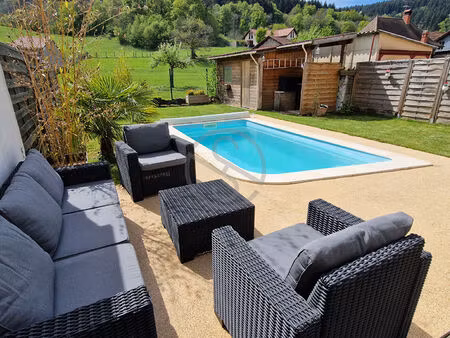 maison 142 m2 - 4 chambres - piscine