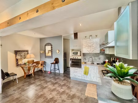 ensemble immobilier de 9 logements sur 1 000m² de terrain - saint-paul l'éperon