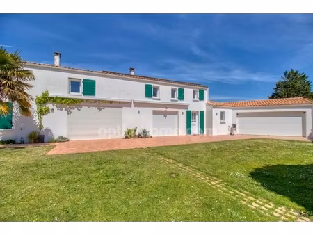 maison familiale avec studios et garages – 180 m² habitables – terrain de 1300 m² – saint-