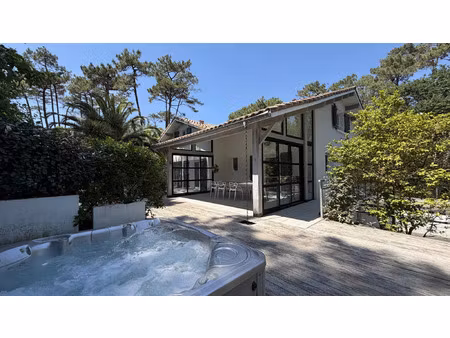 vente maison 11 pièces 270 m² seignosse (40510)