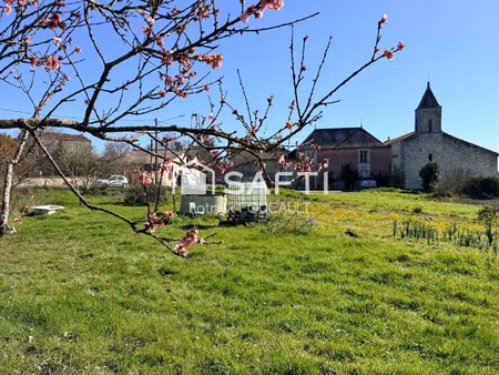 vente terrain 1697 m² guesnes (86420)