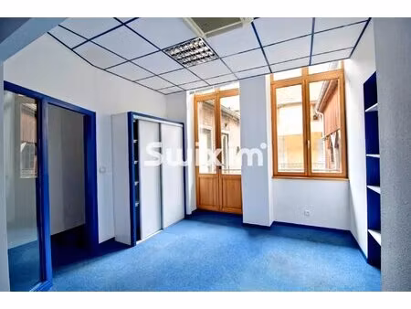 grand local de 162 m² à lons-le-saunier  climatisé