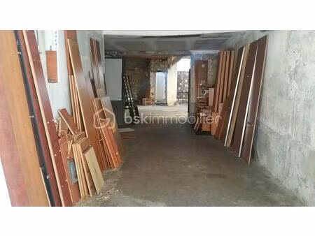 local d'activités de 180 m² à melun