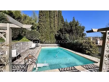 demeure de 225 m² à la colle-sur-loup