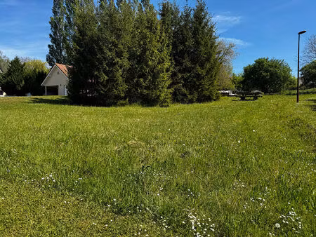 joli terrain à bâtir