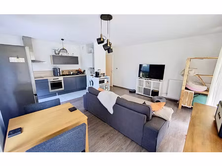 appartement tours 63.7 m² t-3 à vendre  198 200 €
